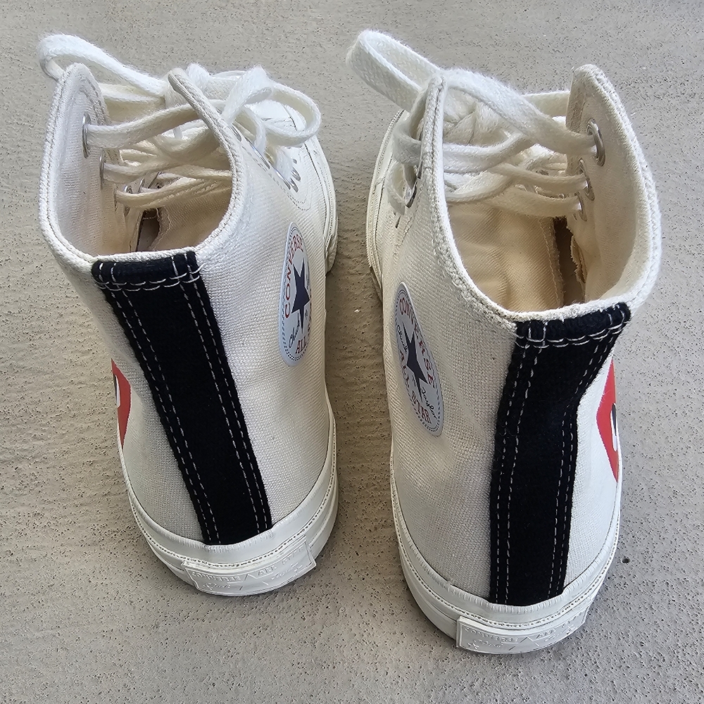 Comme des Garcons PLAY Cream Red Sneakers - Picture 12 of 16